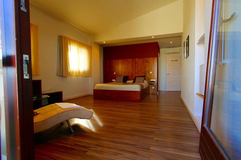 Hotel Mas Prades Дельтебре Экстерьер фото